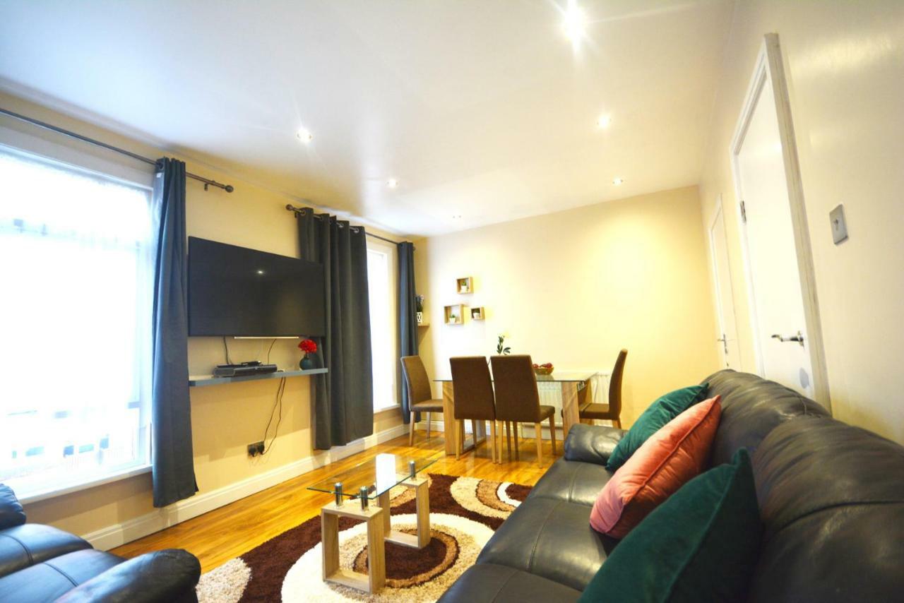 London Modern 4 Bedroom Apartment Bagian luar foto